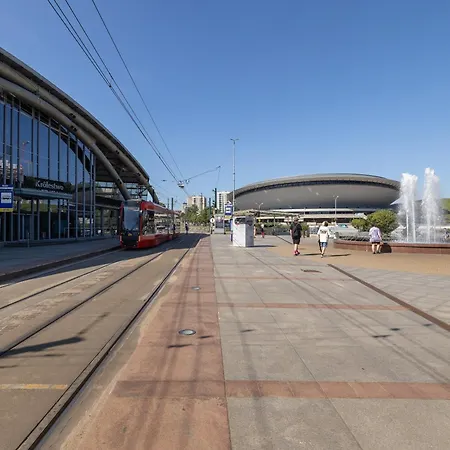 W Centrum Katowic Z Klimatyzacja By Renters 아파트